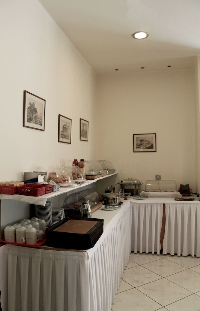 Hotel Platon