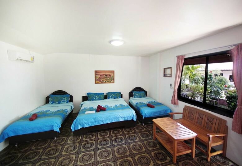 Lotus Friendly Hotel