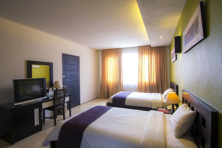 Eclipse Hotel