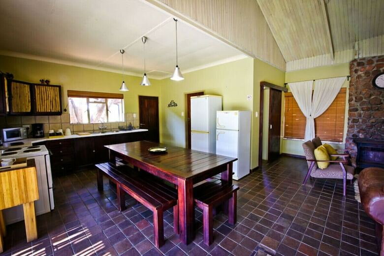 Posada Otjiwa Safari Lodge