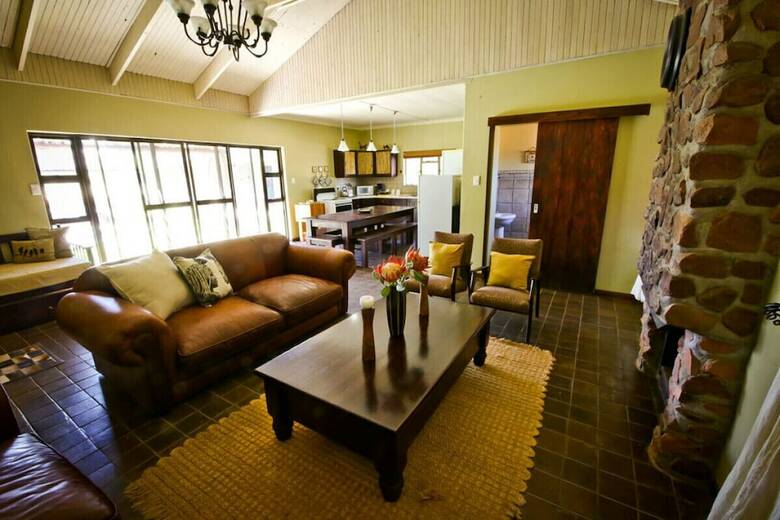 Posada Otjiwa Safari Lodge