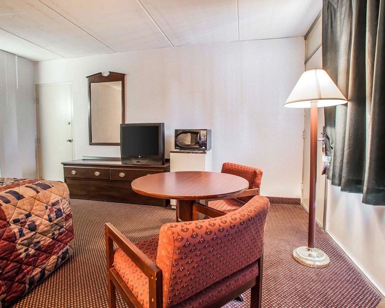Hotel Rodeway Inn