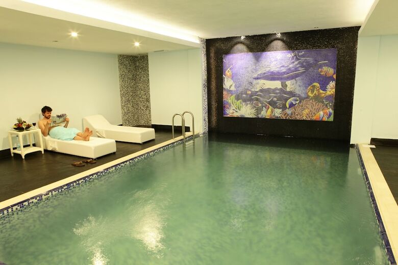 Ocean Blue High Class Hotel
