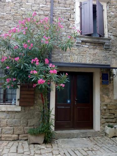 House Fiorela