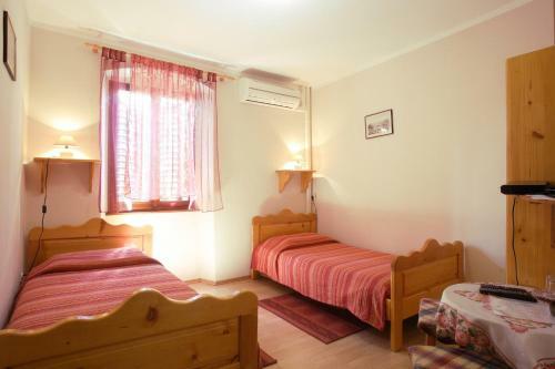 Hostal Rooms Sara
