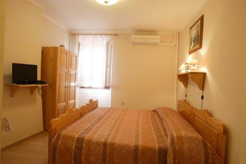 Hostal Rooms Sara