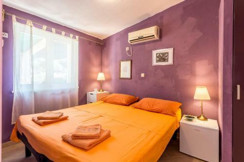 Divna Apartments And Rooms