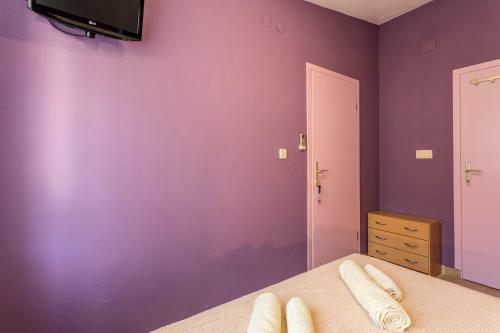Divna Apartments And Rooms