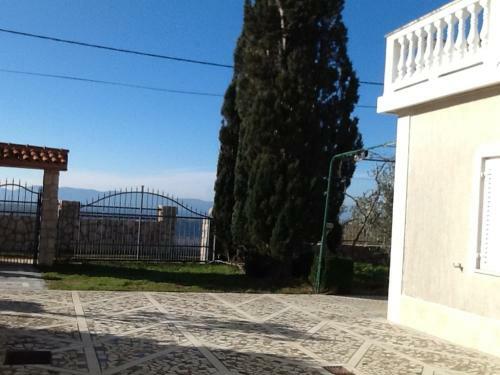 Apartments Dida Moj