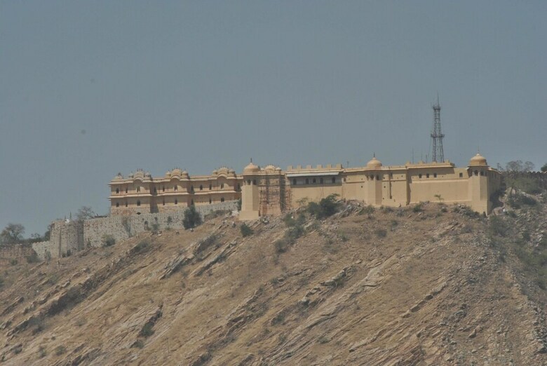 Hotel Rawla Mrignayani Palace
