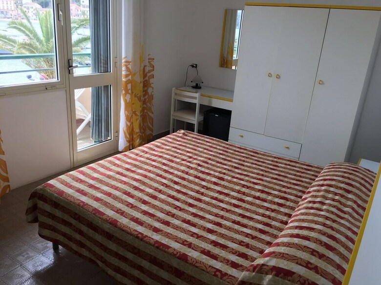 Hotel Belmare