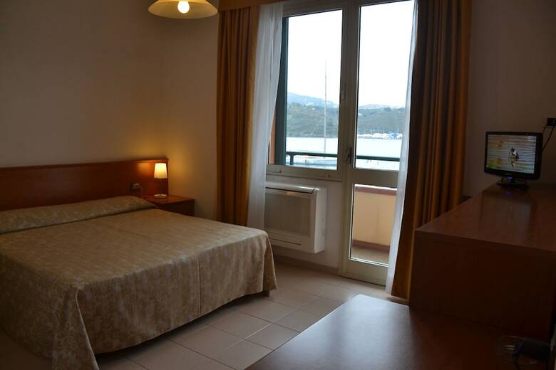 Hotel Belmare