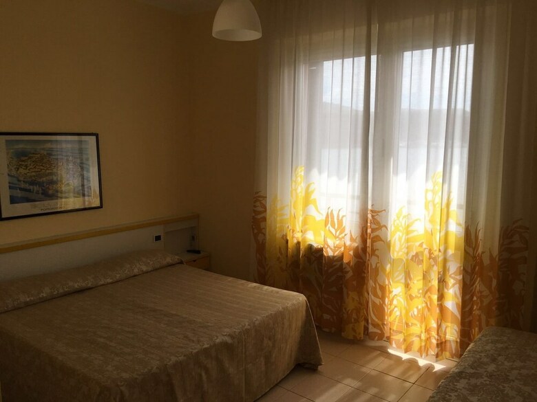 Hotel Belmare