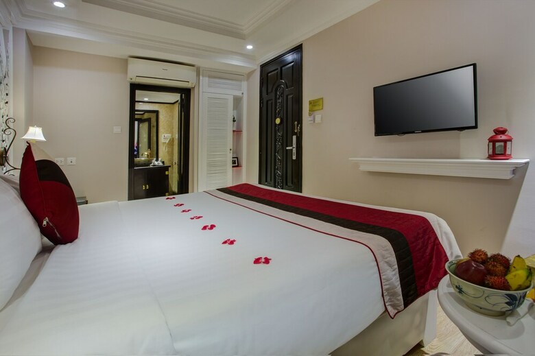 Lavender Central Hotel & Spa