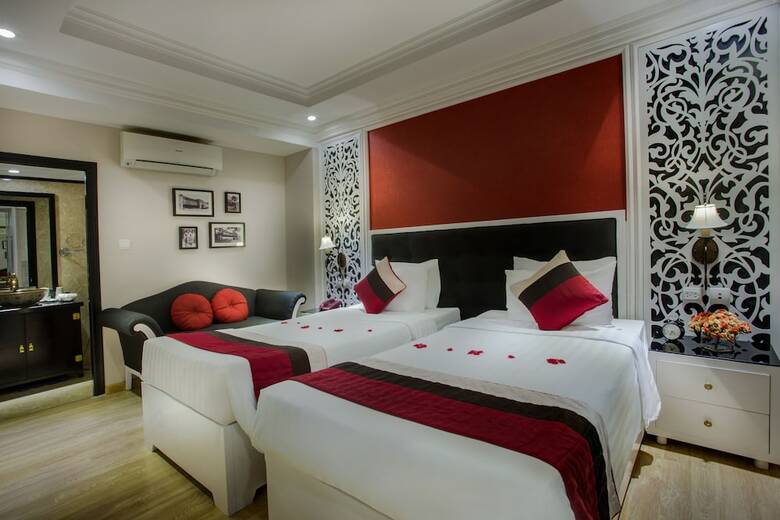 Lavender Central Hotel & Spa