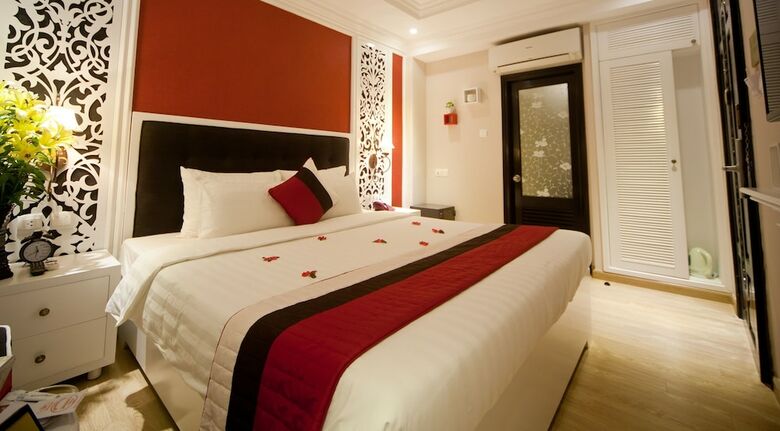 Lavender Central Hotel & Spa