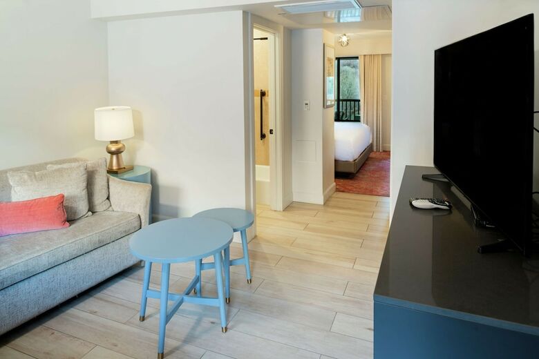 Hotel Cliffrose Springdale, Curio Collection By Hilton