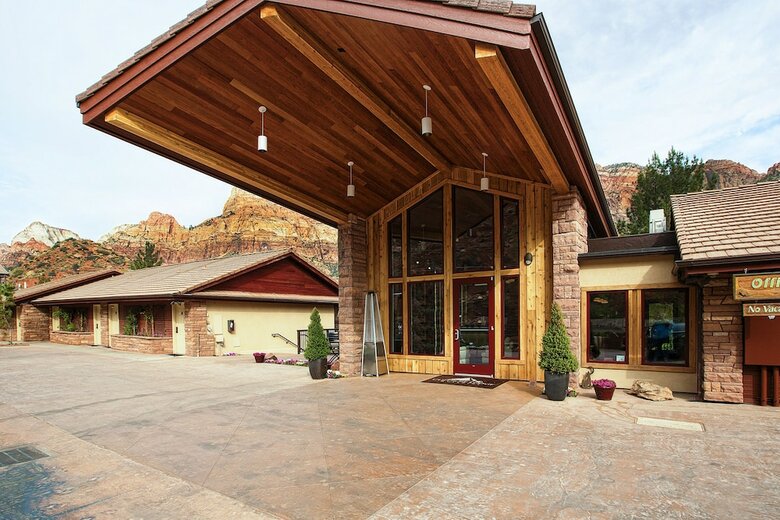 Hotel Cliffrose Springdale, Curio Collection By Hilton