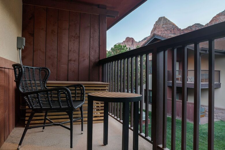 Hotel Cliffrose Springdale, Curio Collection By Hilton