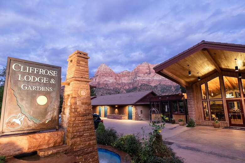 Hotel Cliffrose Springdale, Curio Collection By Hilton