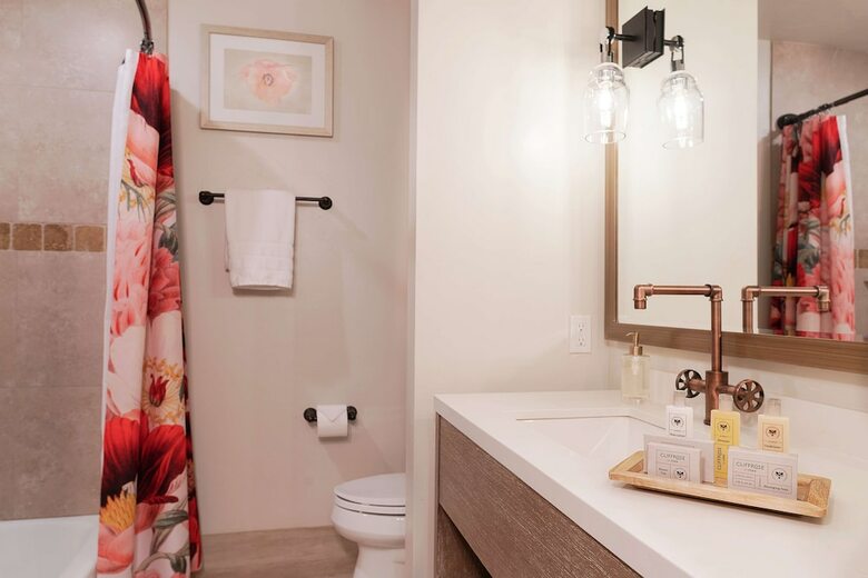 Hotel Cliffrose Springdale, Curio Collection By Hilton