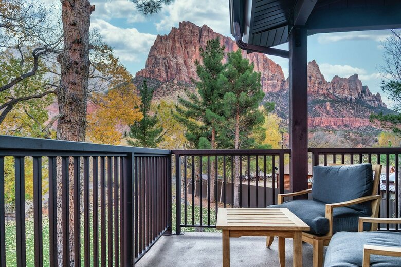 Hotel Cliffrose Springdale, Curio Collection By Hilton