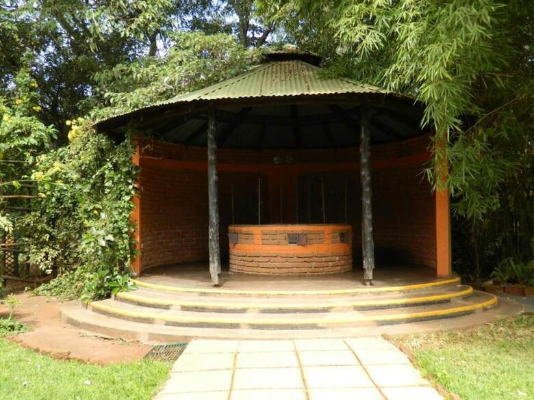 Posada Octagon Lodge