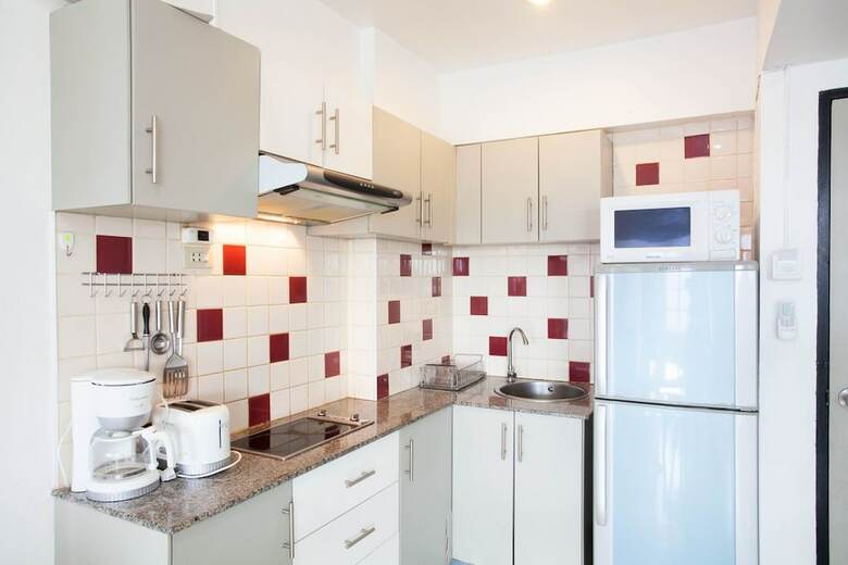 Apartamentos Galare Thong Tower