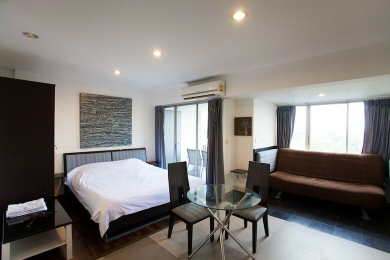 Apartamentos Galare Thong Tower