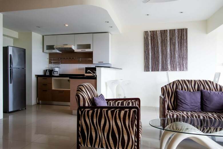 Apartamentos Galare Thong Tower
