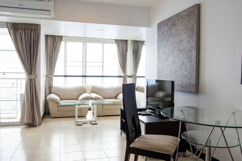 Apartamentos Galare Thong Tower