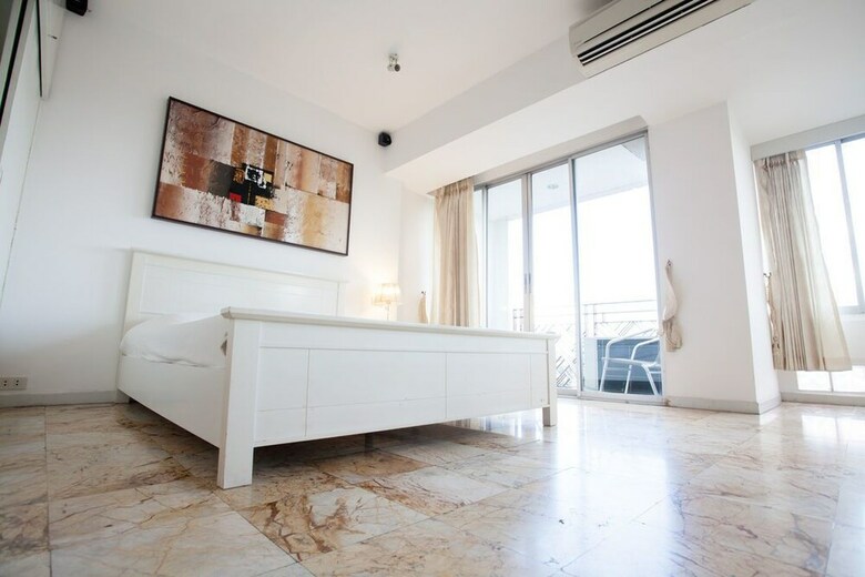 Apartamentos Galare Thong Tower