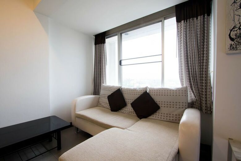 Apartamentos Galare Thong Tower
