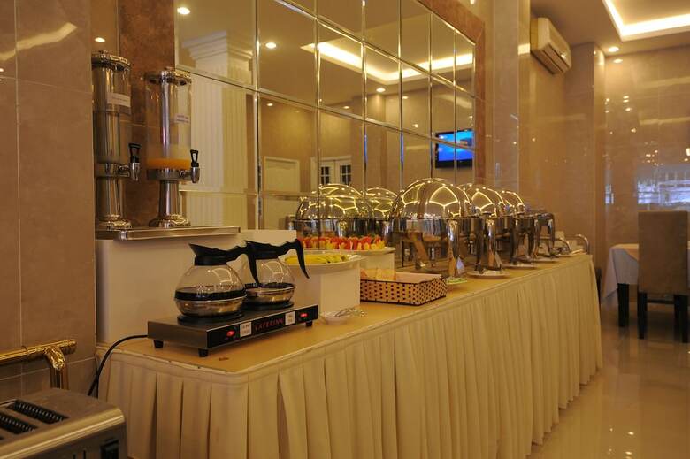 A25 Hotel De Tham