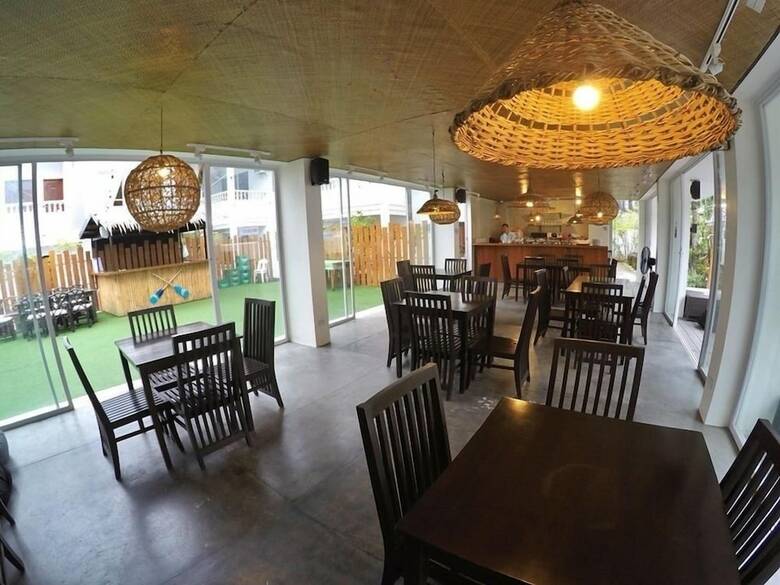 Hotel Seabird International Resort