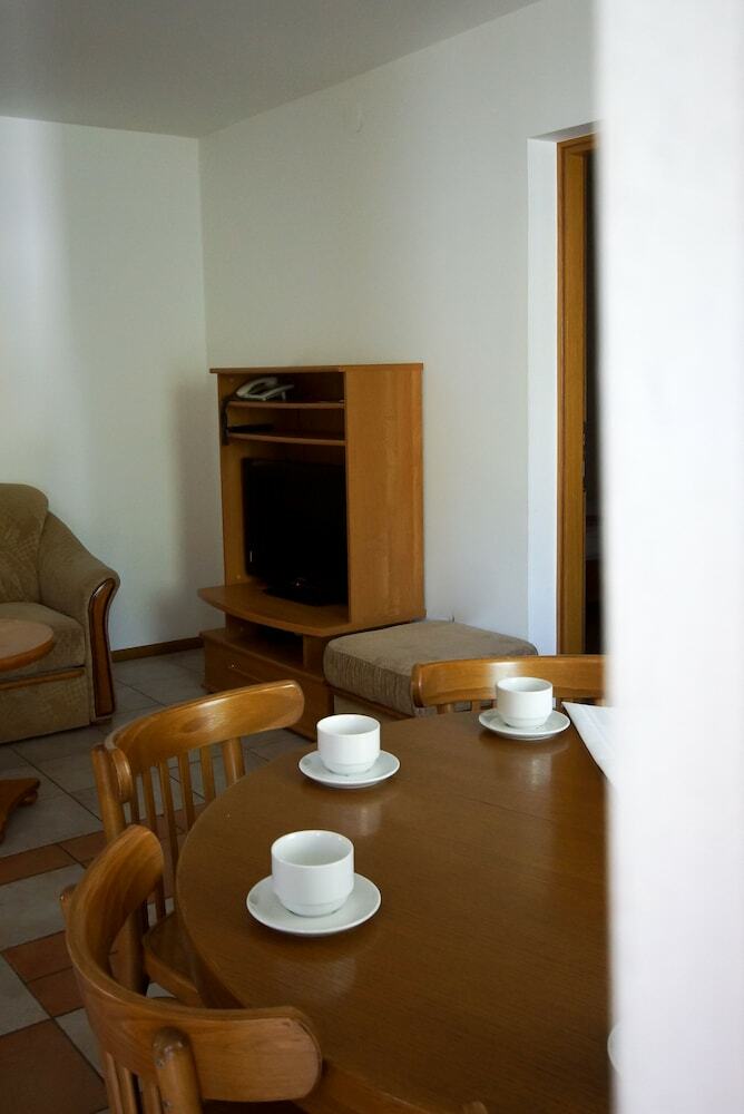 Apartments And Rooms Degra
