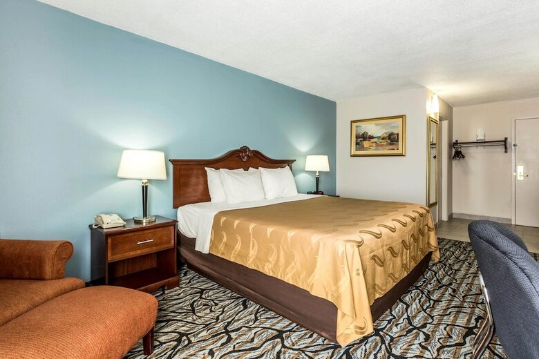 Hotel Quality Inn At The Park