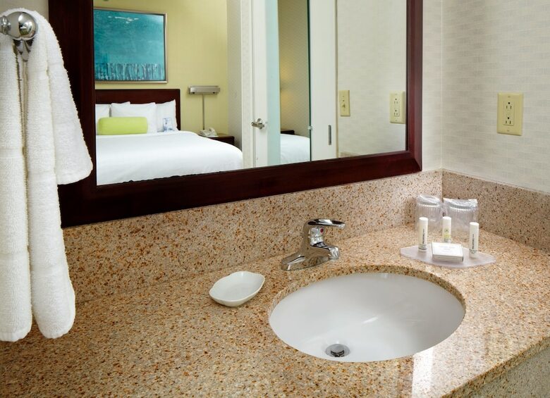 Hotel Summitsuite Pittsburgh Airport