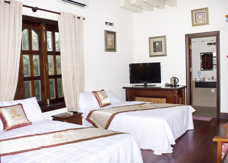 Hotel Con Ga Vang Resort