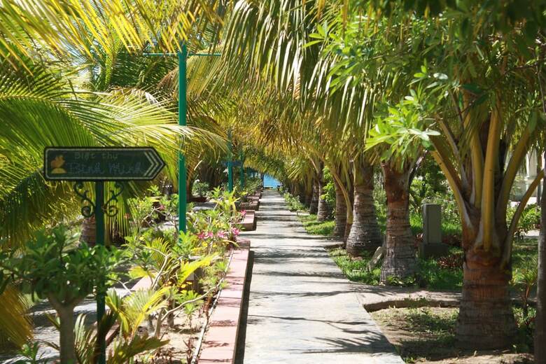Hotel Con Ga Vang Resort