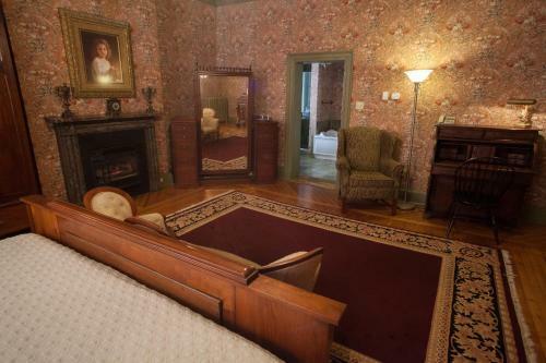 Bed & Breakfast Fairholm Boutique Inns