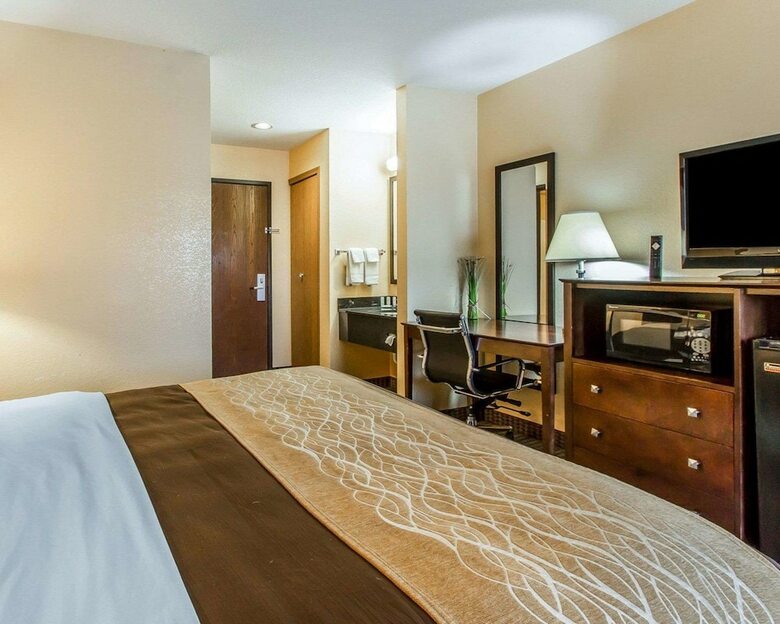 Hotel Quality Inn & Suites