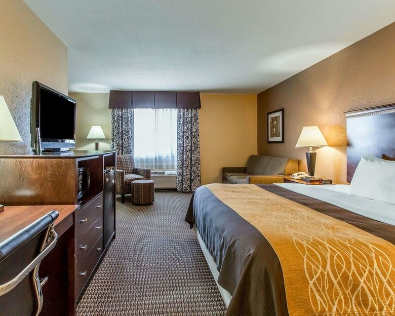 Hotel Quality Inn & Suites