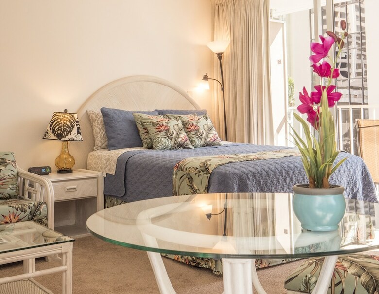 Apartamentos Tropical Studios At Marine Surf Waikiki