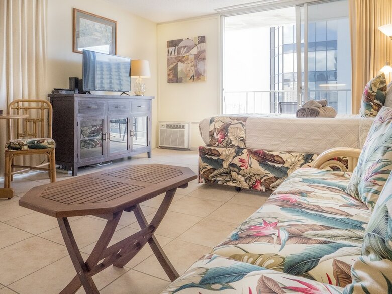 Apartamentos Tropical Studios At Marine Surf Waikiki