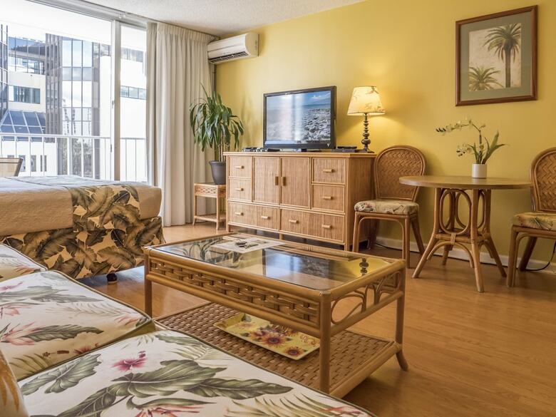 Apartamentos Tropical Studios At Marine Surf Waikiki
