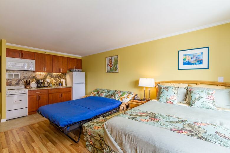 Apartamentos Tropical Studios At Marine Surf Waikiki