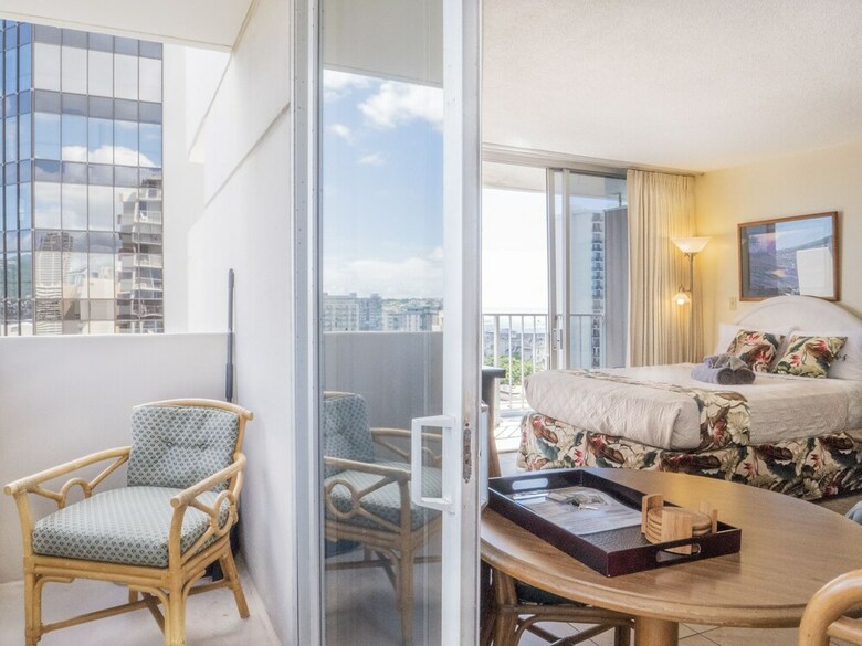 Apartamentos Tropical Studios At Marine Surf Waikiki