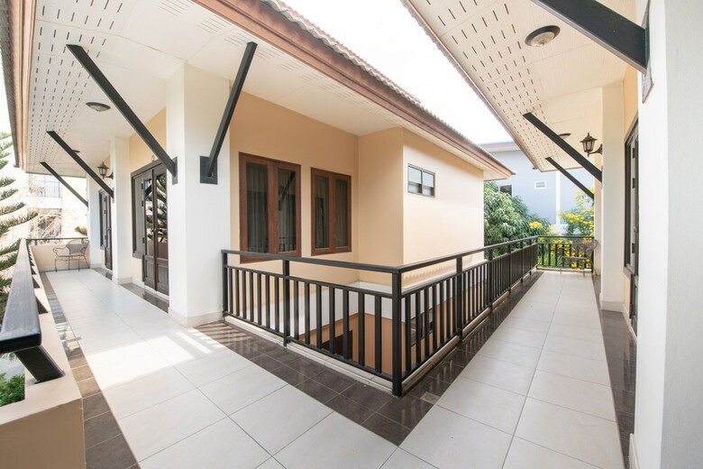 Hotel Oyo Chaba Garden Resort & Service