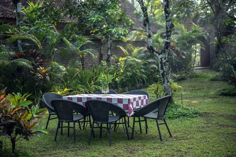 Rumah Boedi Private Residence Villa